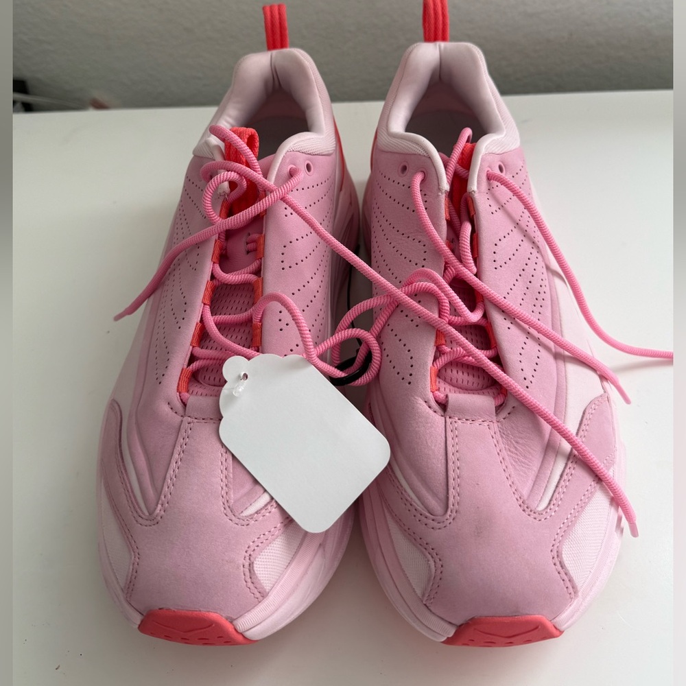 Hoka women size 11  men size 10 Elevon X Light Pink Athletic Shoes - Picture 3 of 9
